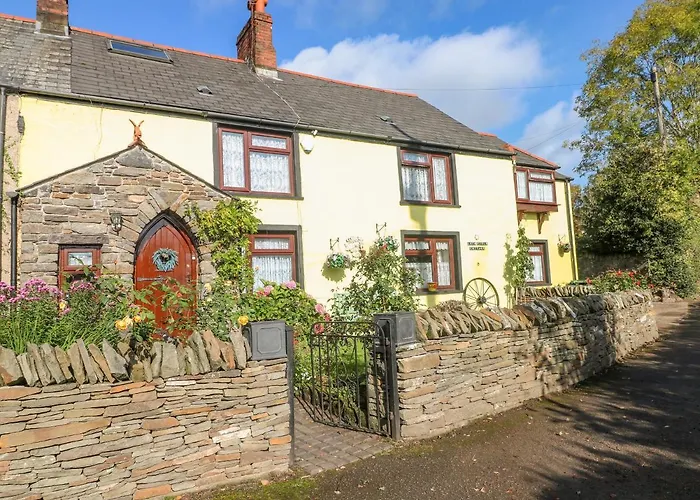 Loch Field Cottage